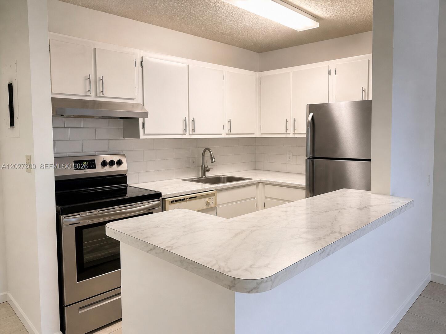 15540 SW 80th St # 304, Miami FL 33193