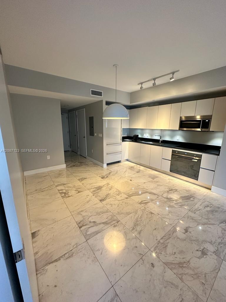 1010 Brickell Ave # 4208 — Photo 2