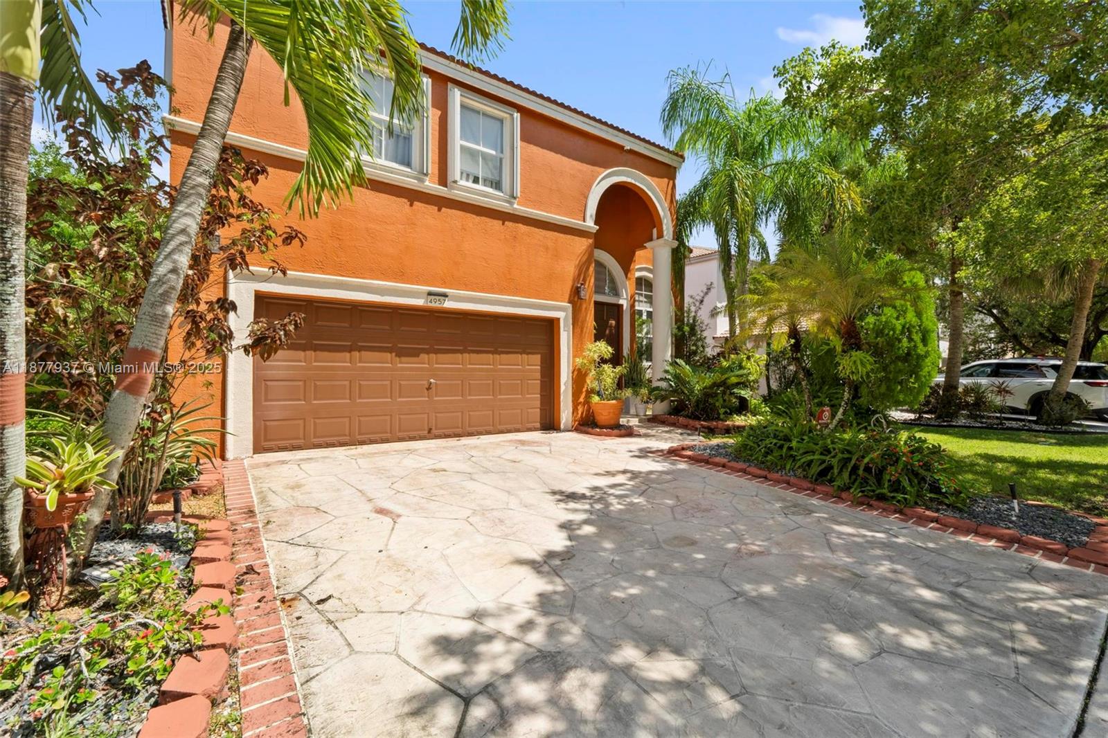 4957 SW 162nd Ave — Photo 3