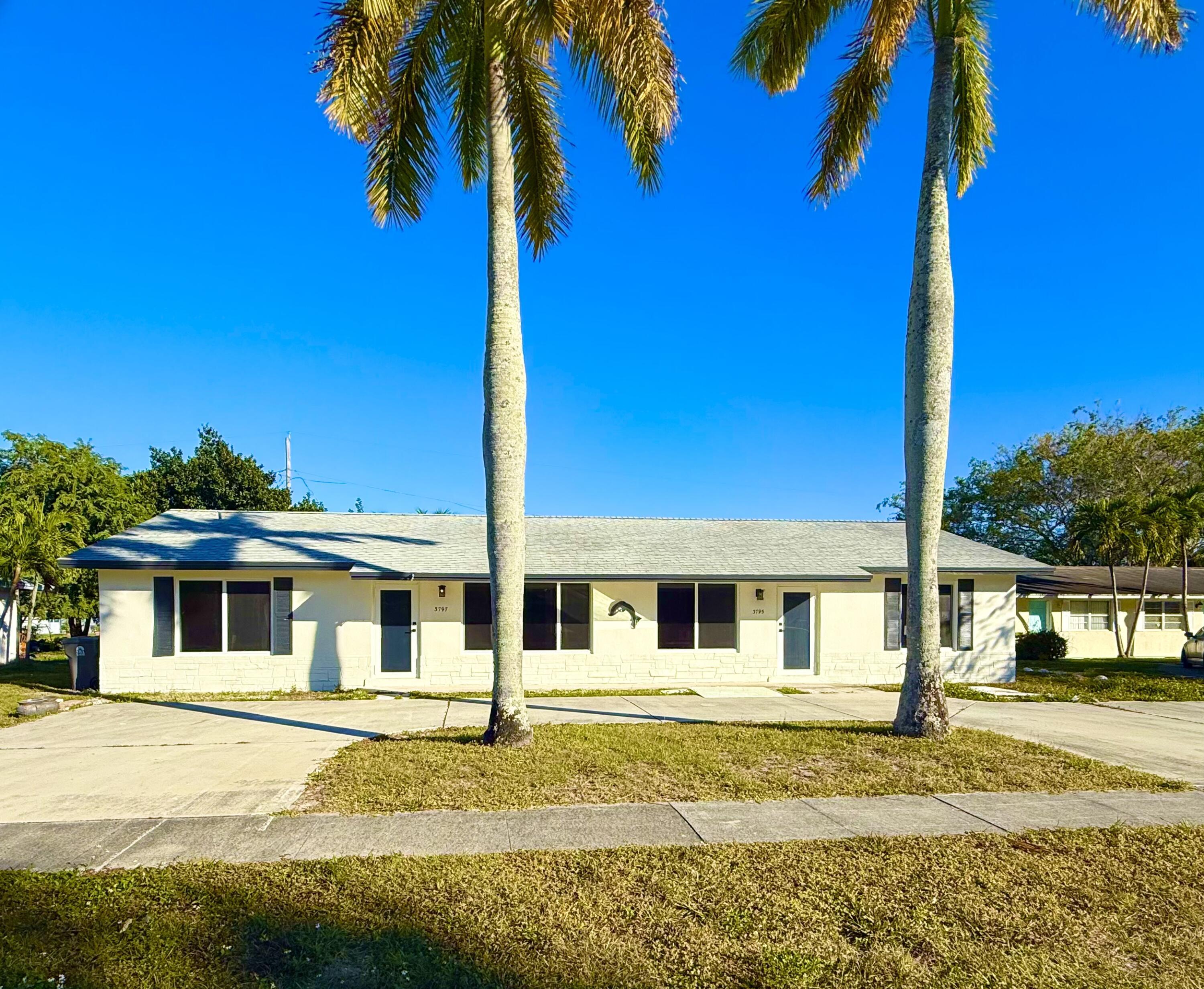 3797 E Roan Court, Palm Beach Gardens FL 33403