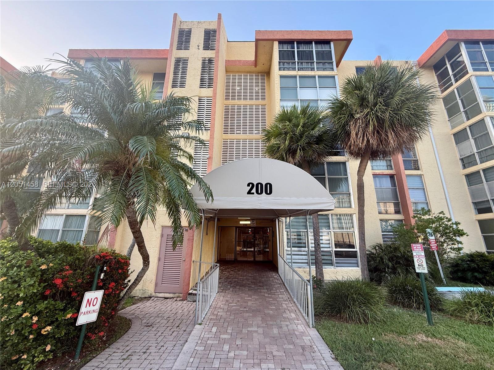 200 172nd St # 416, Sunny Isles Beach FL 33160