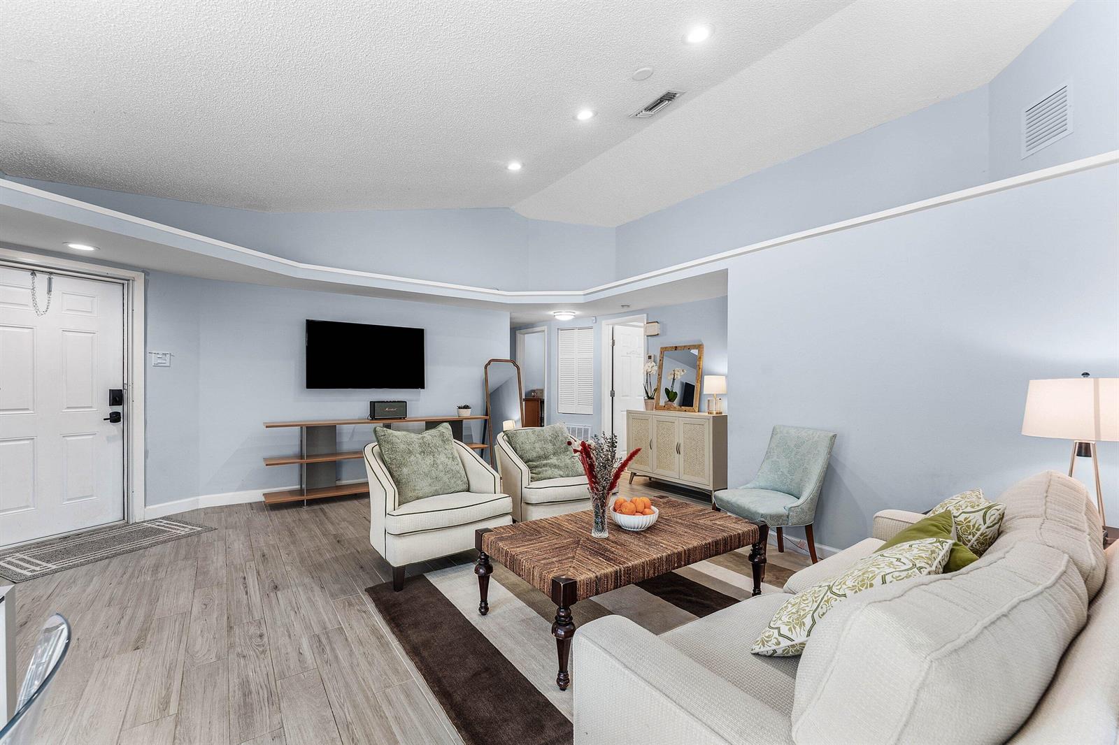 006-559Northwest38thTerrace-DeerfieldBea