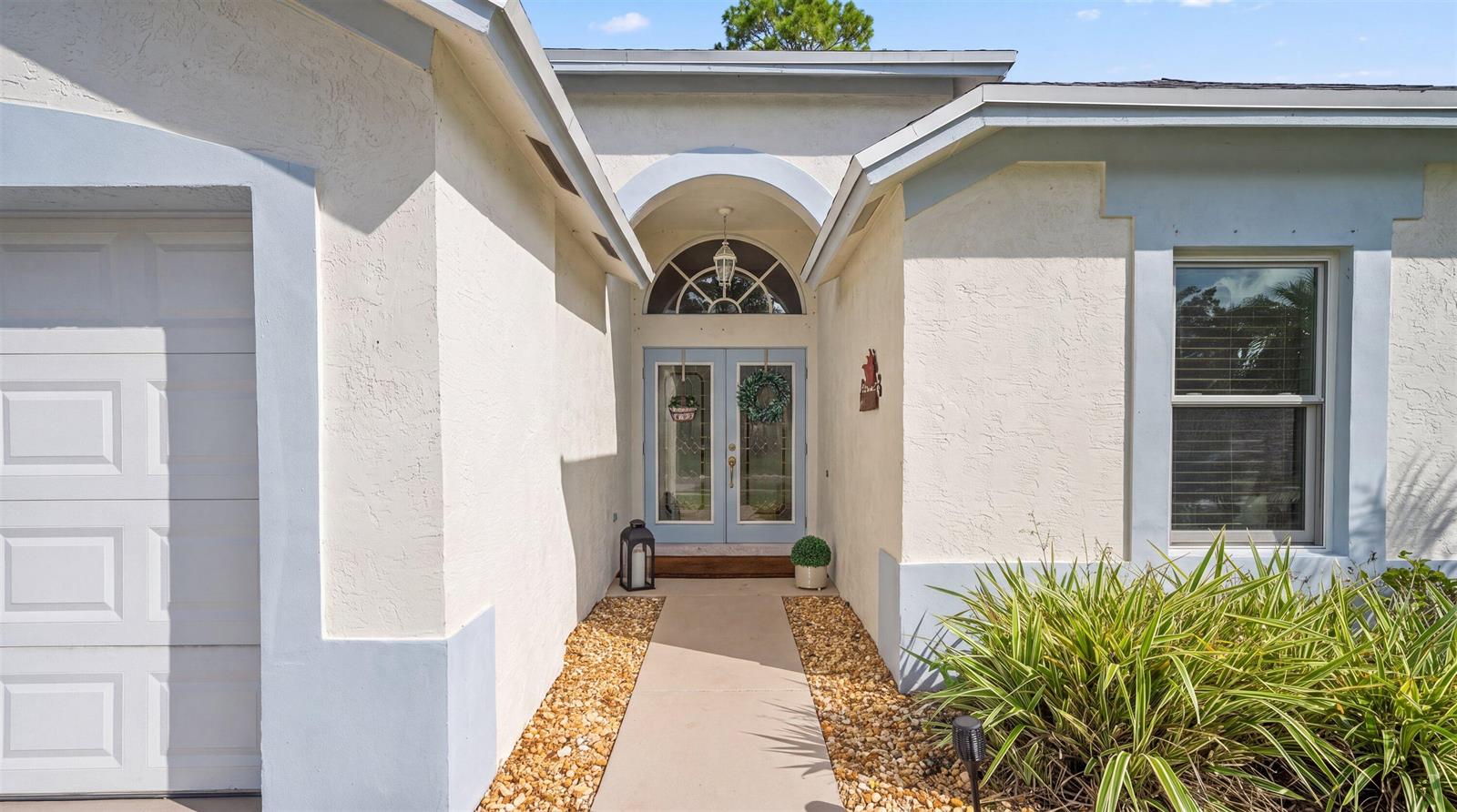 03-15049 Oak Chase Ct