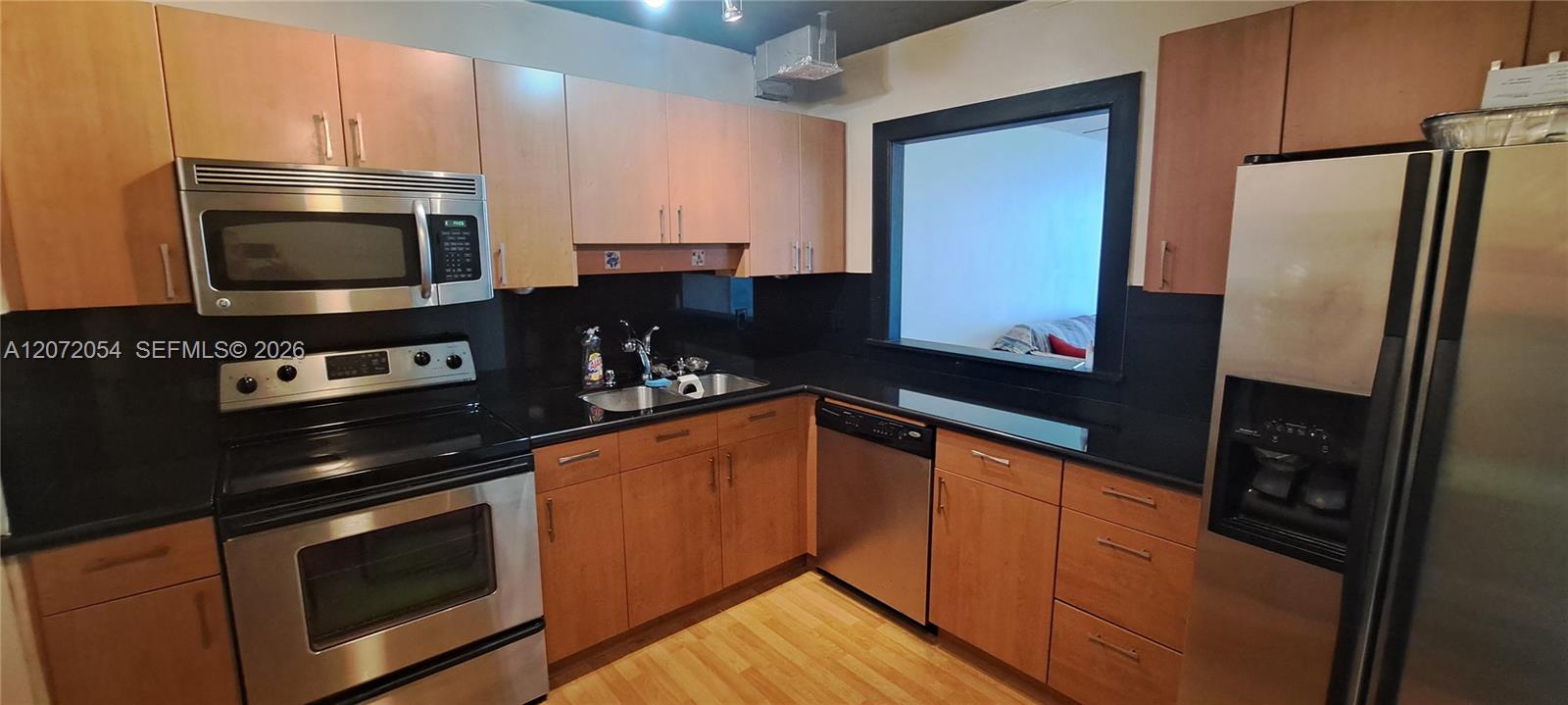 427 Golden Isles Dr # 5H — Photo 3