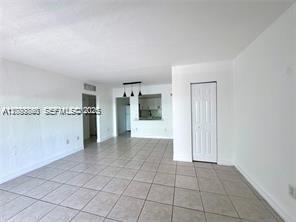 290 Sunrise Dr # 301 — Photo 4