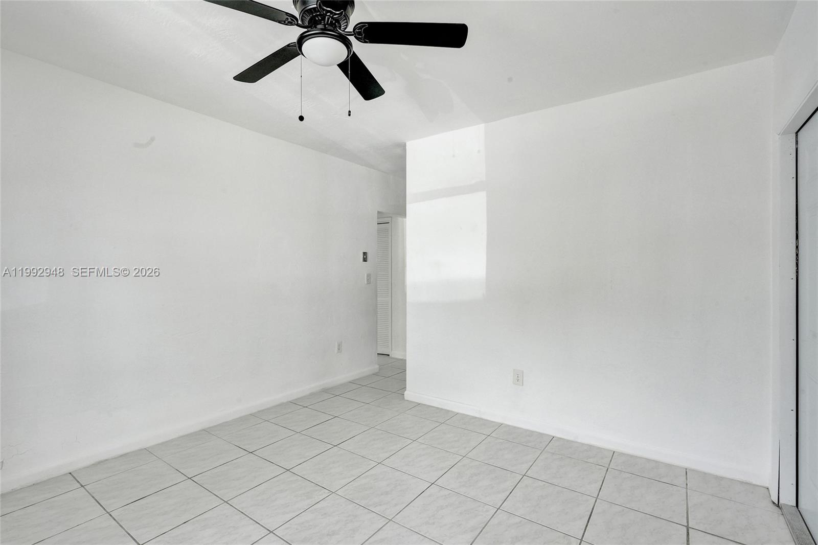 724 NW 6th St — Photo 4