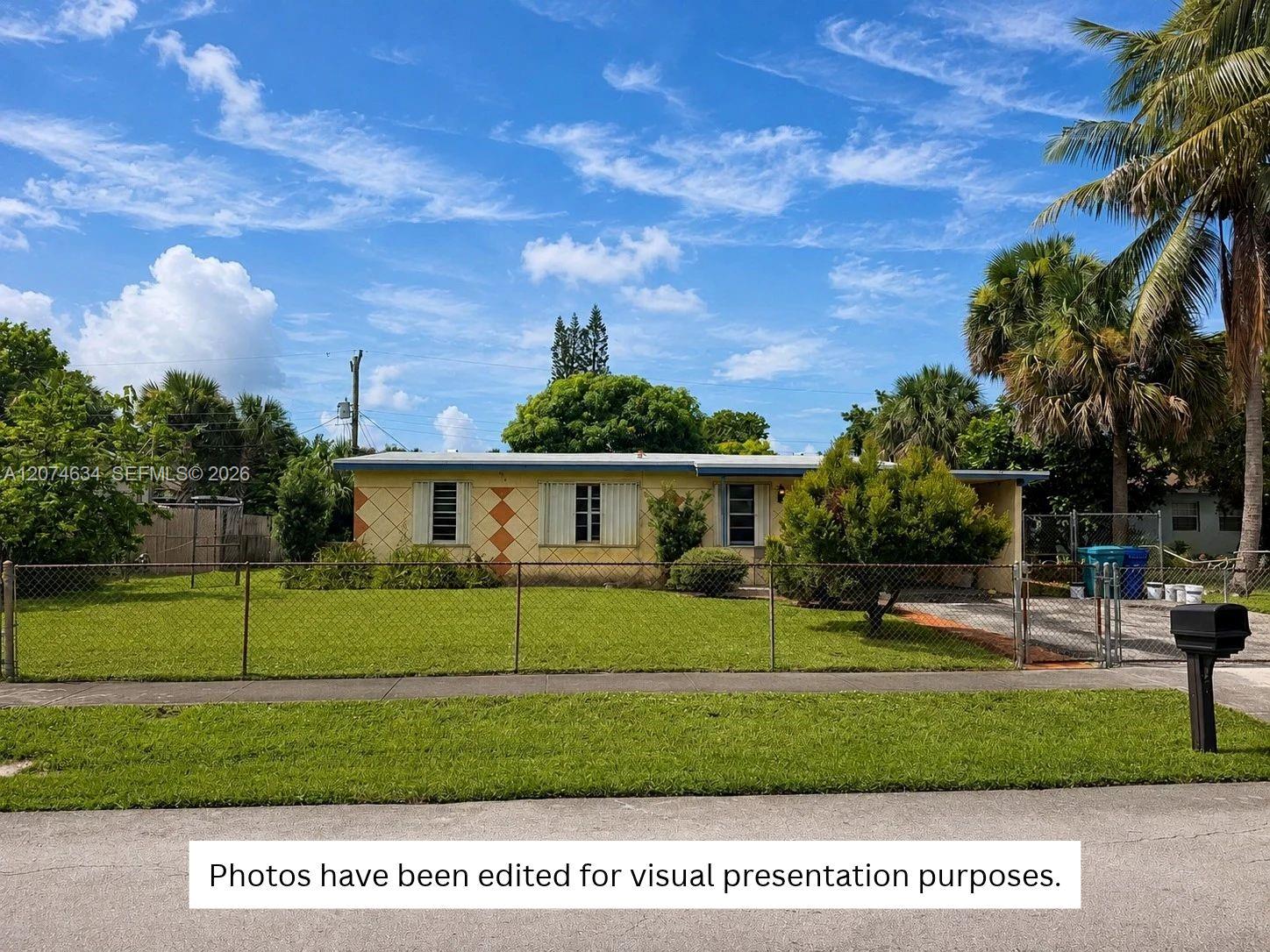3640 NW 3rd St, Lauderhill FL 33311
