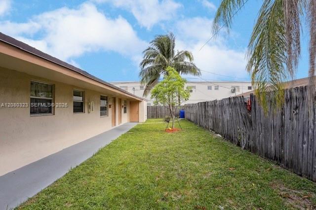 231 SW 8th Ct — Photo 5