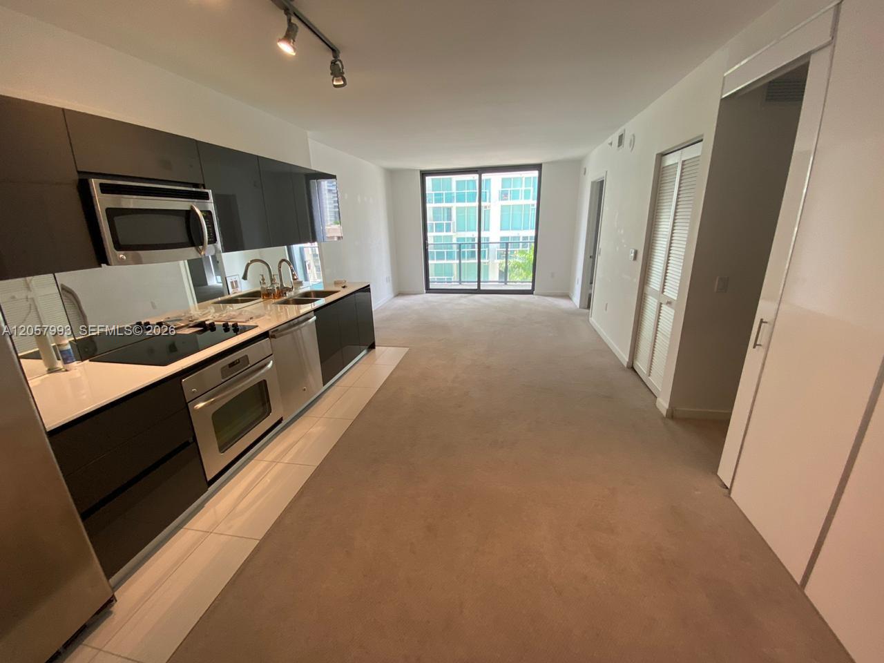 31 SE 6 street # 706, Miami FL 33131