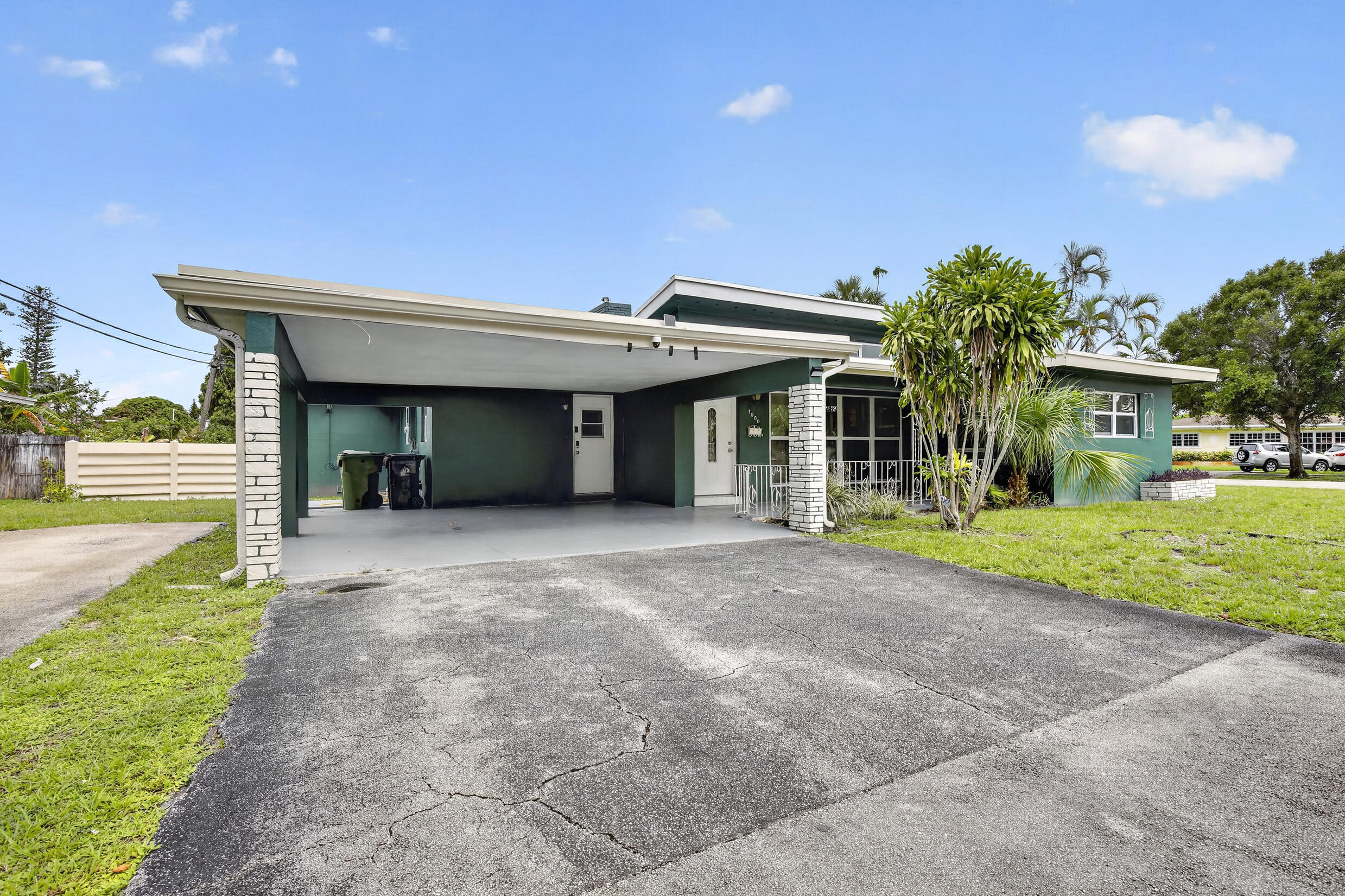 1000 TENNESSEE Avenue, Fort Lauderdale FL 33312