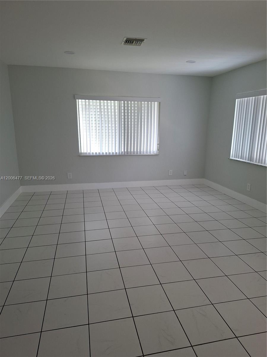 1814 SW 97th Terrace # A — Photo 5