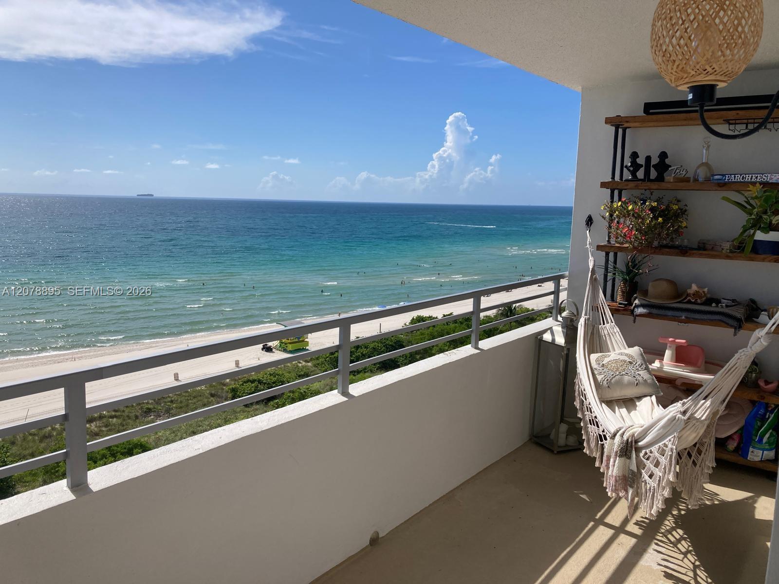 5555 Collins Ave # 10G — Photo 3