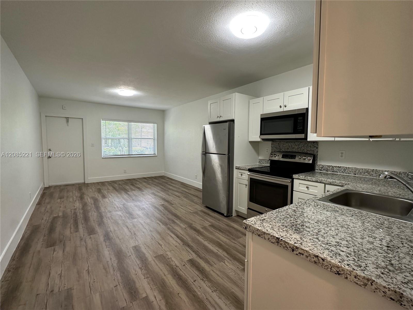 1928 Jefferson St # 4 — Photo 4