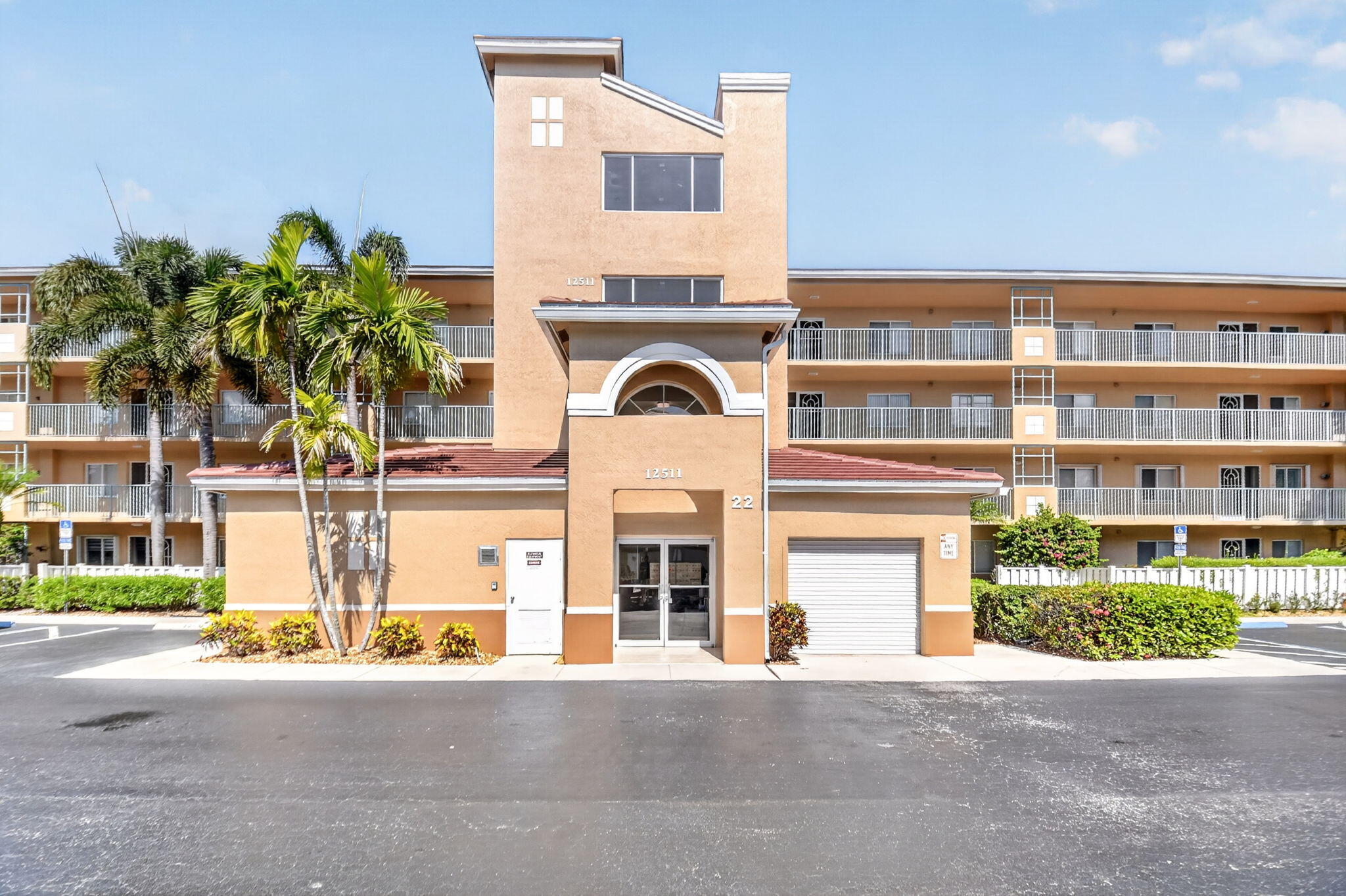 12511 Imperial Isle Drive # 205, Boynton Beach FL 33437