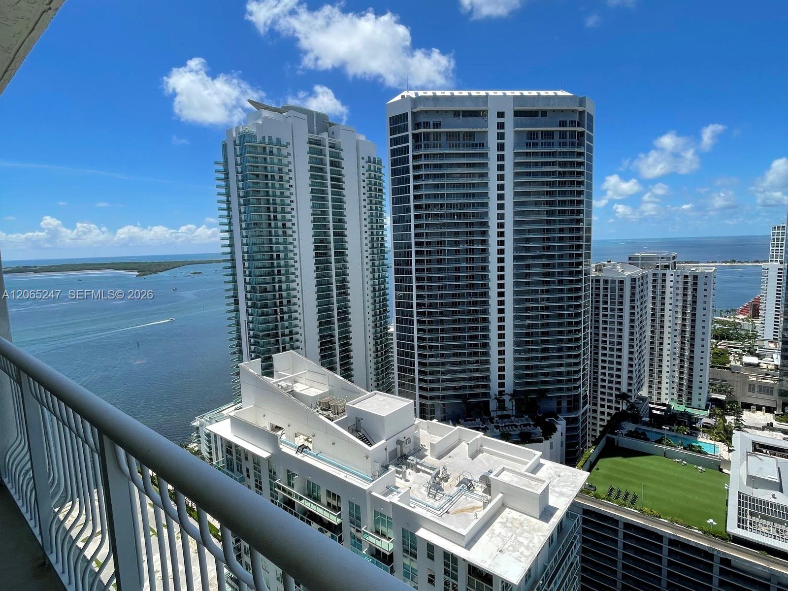 1200 Brickell Bay Dr # 3821, Miami FL 33131