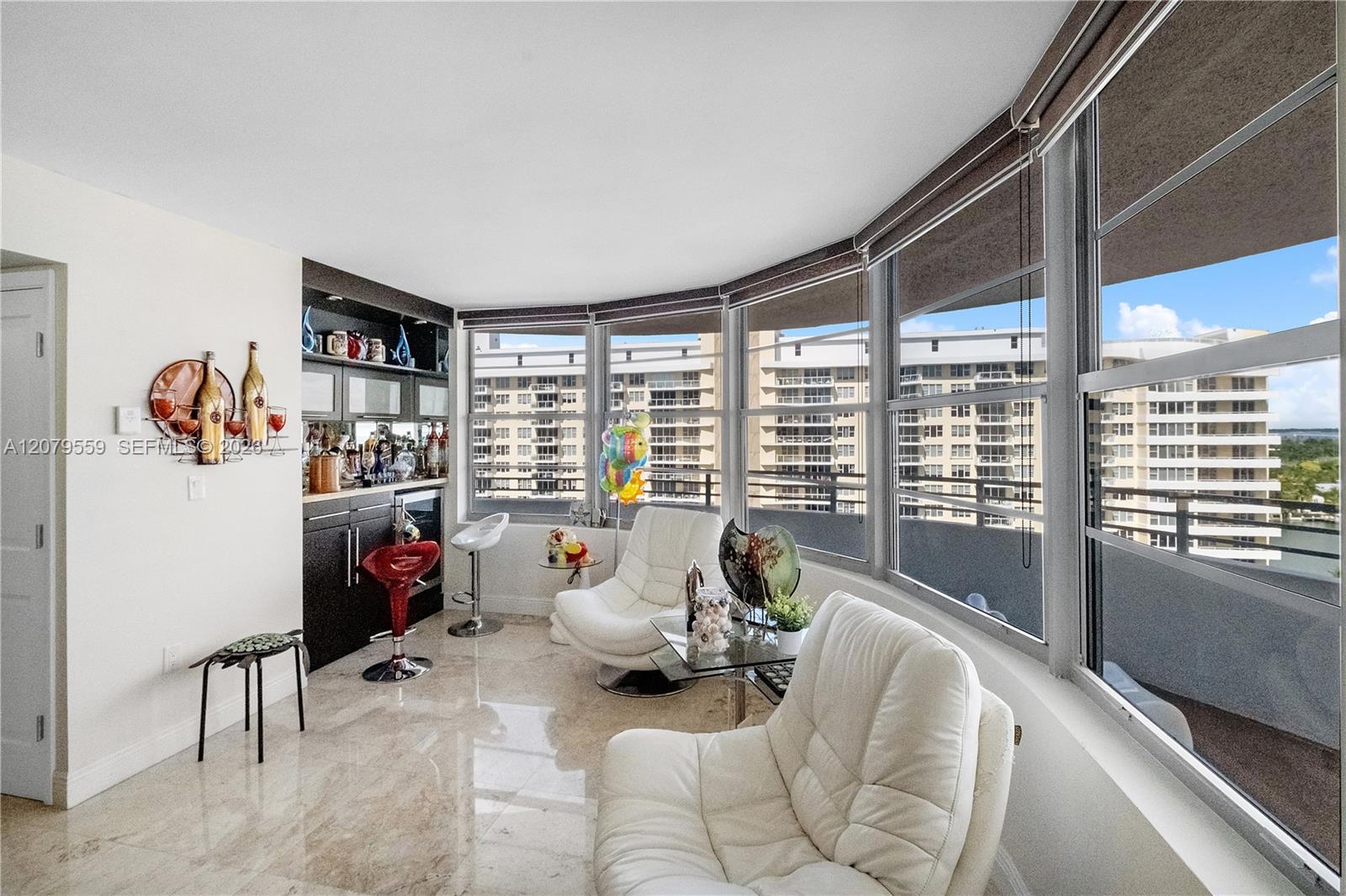 5555 Collins Ave # 14B — Photo 3
