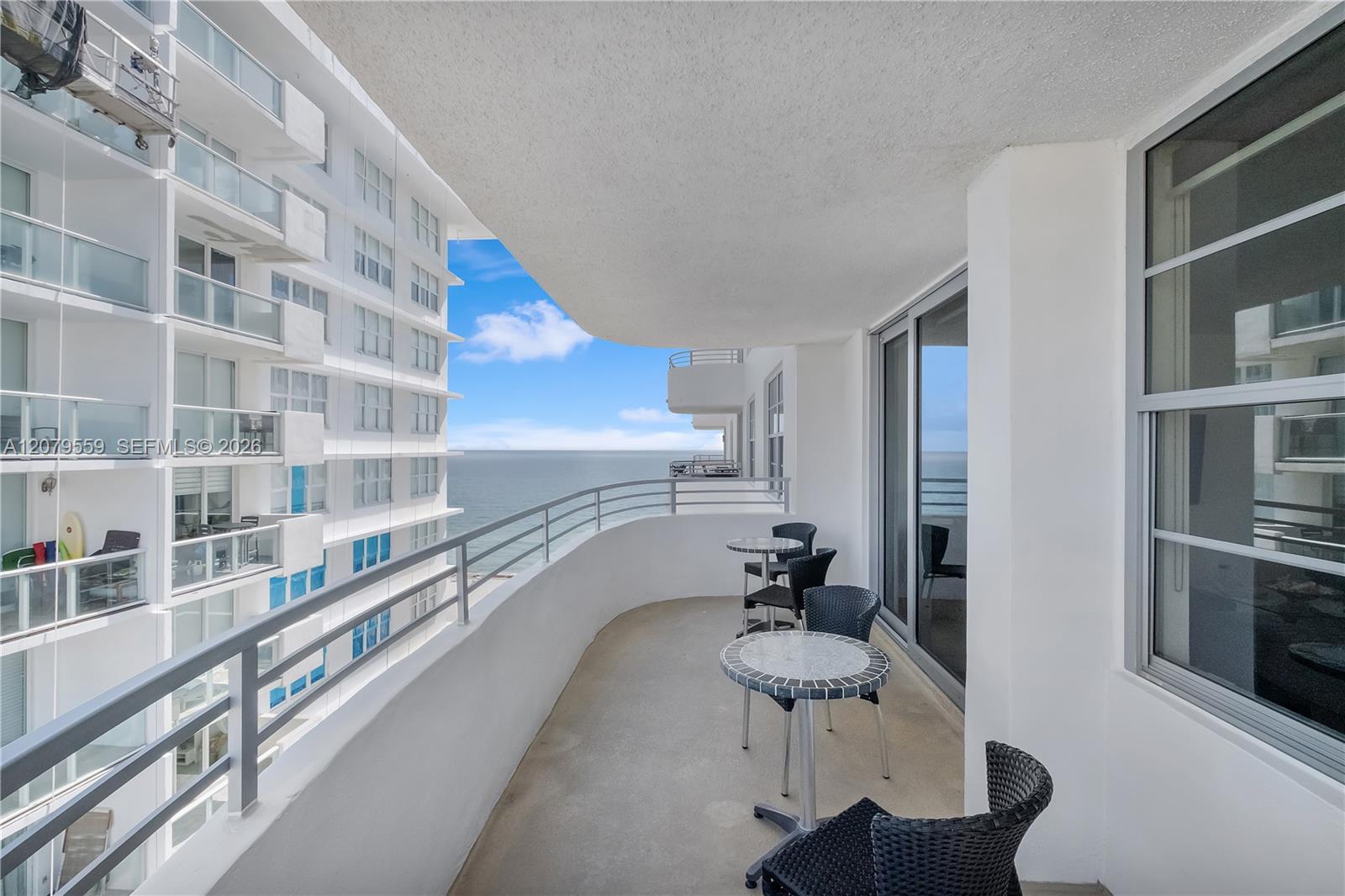 5555 Collins Ave # 14B — Photo 4