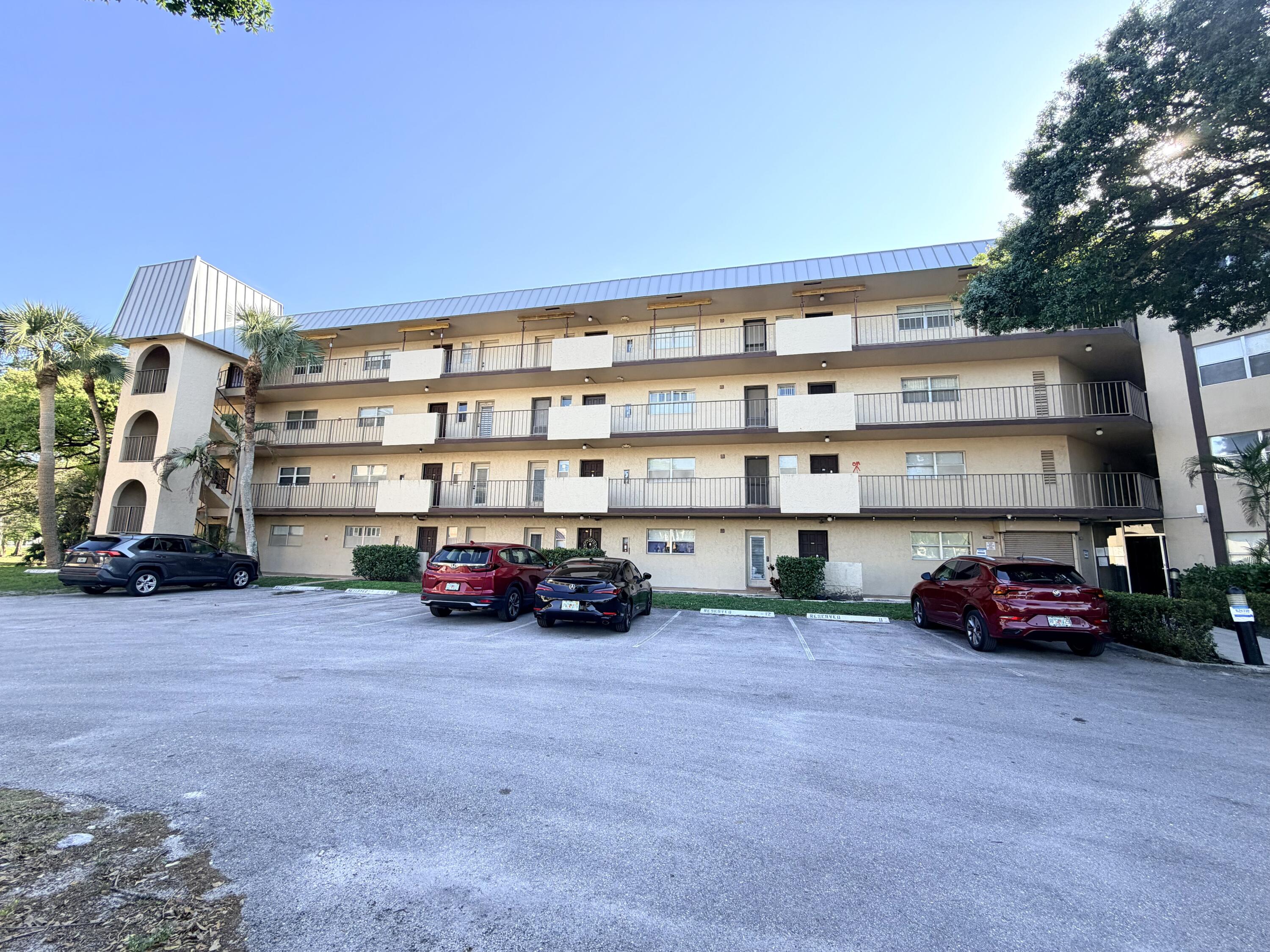 6260 S Falls Cir Drive # 201, Lauderhill FL 33319