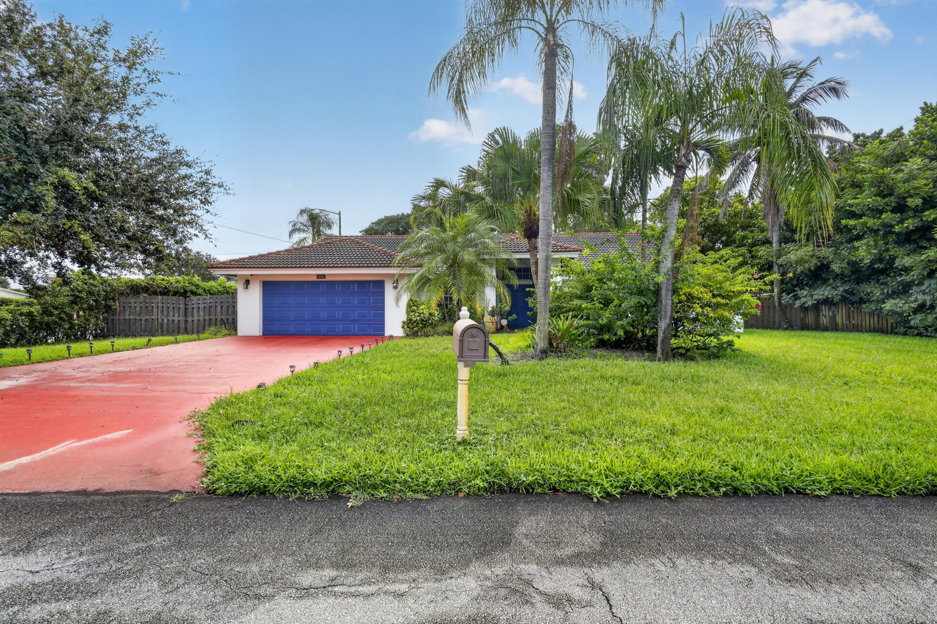 1770 EMILIO Lane, Palm Springs FL 33406