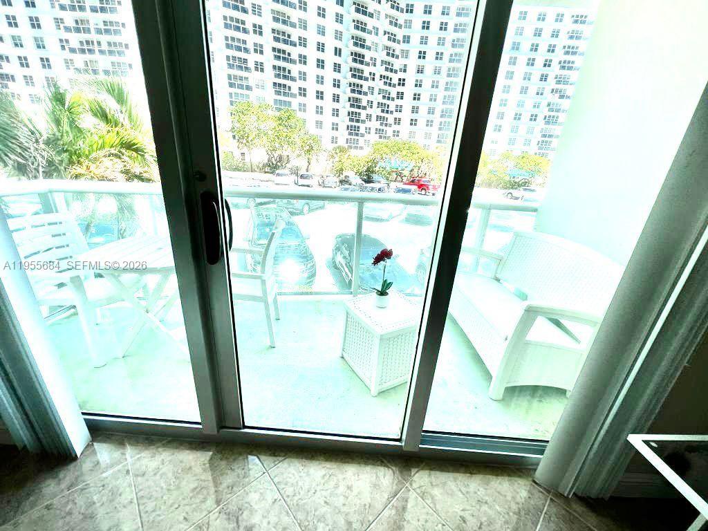 3801 S Ocean Dr # 2C, Hollywood FL 33019