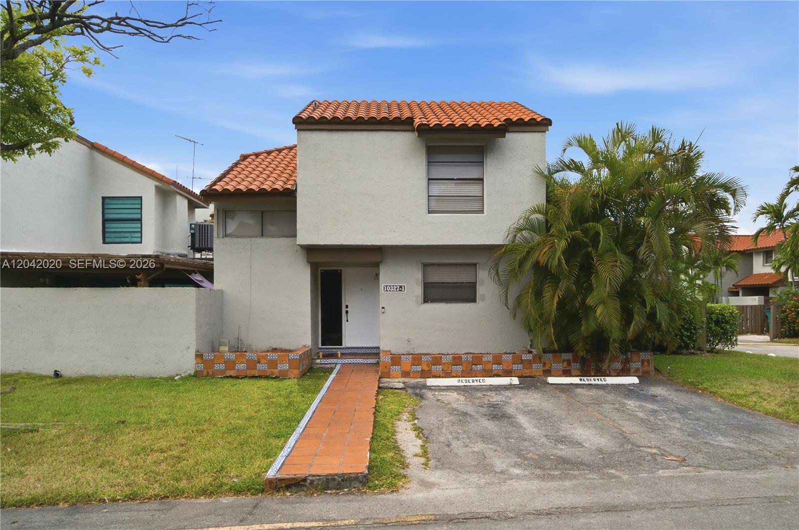 10327 NW 9th St Cir # 7, Miami FL 33172
