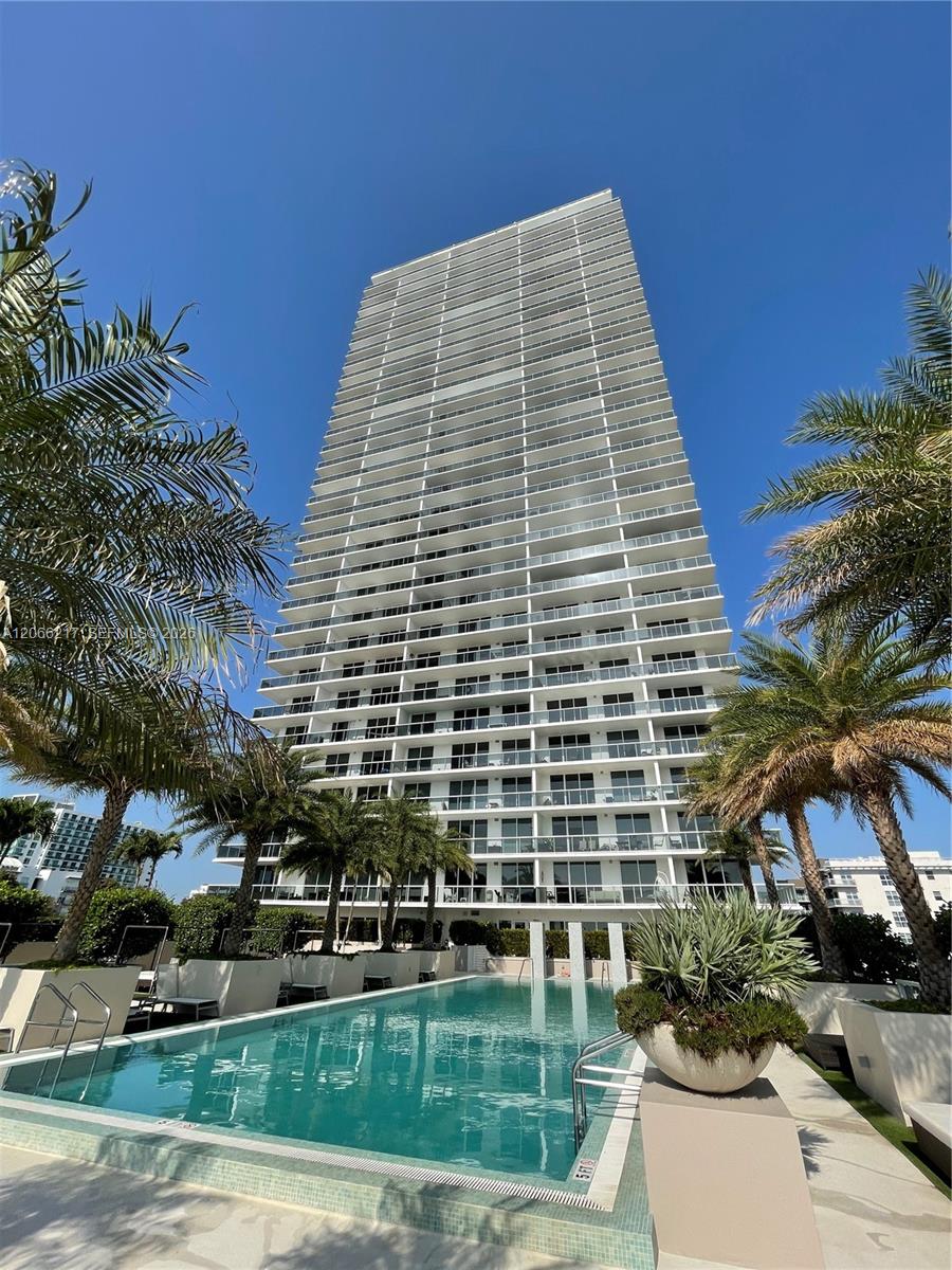 600 NE 27th St # 1205, Miami FL 33137