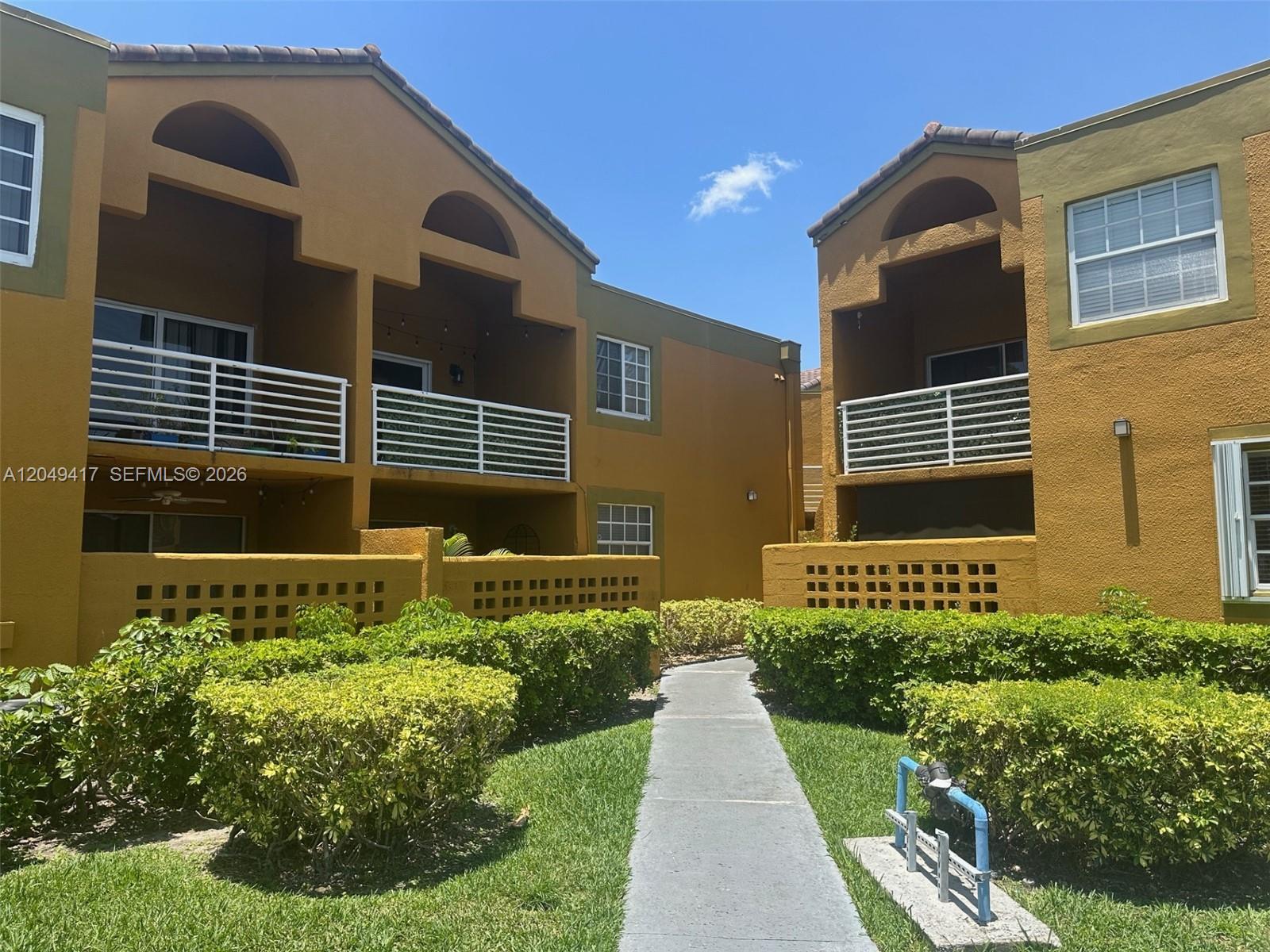 9741 Fontainebleau Blvd # H109, Miami FL 33172
