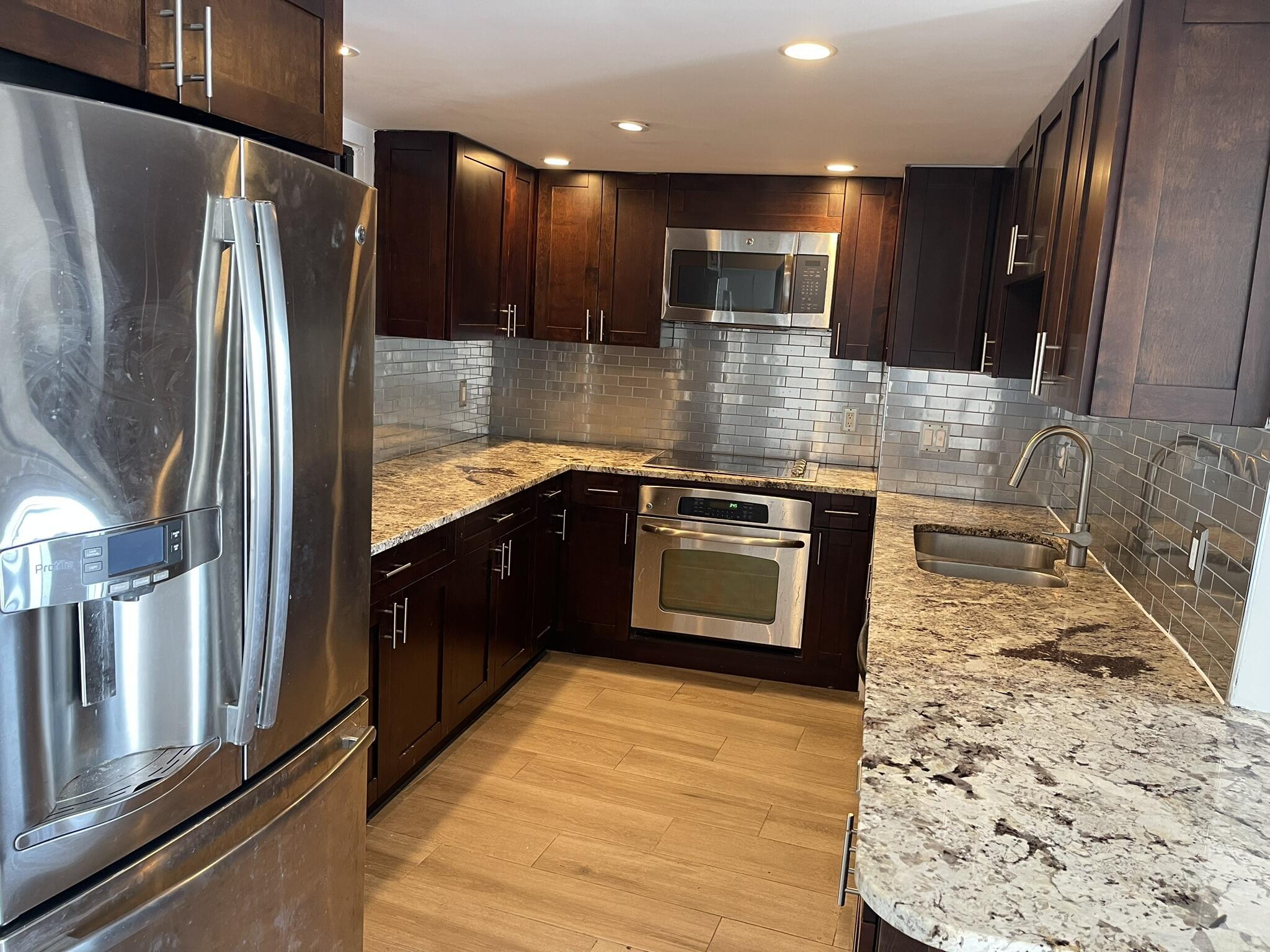 5200 N Flagler Drive # 2004, West Palm Beach FL 33407