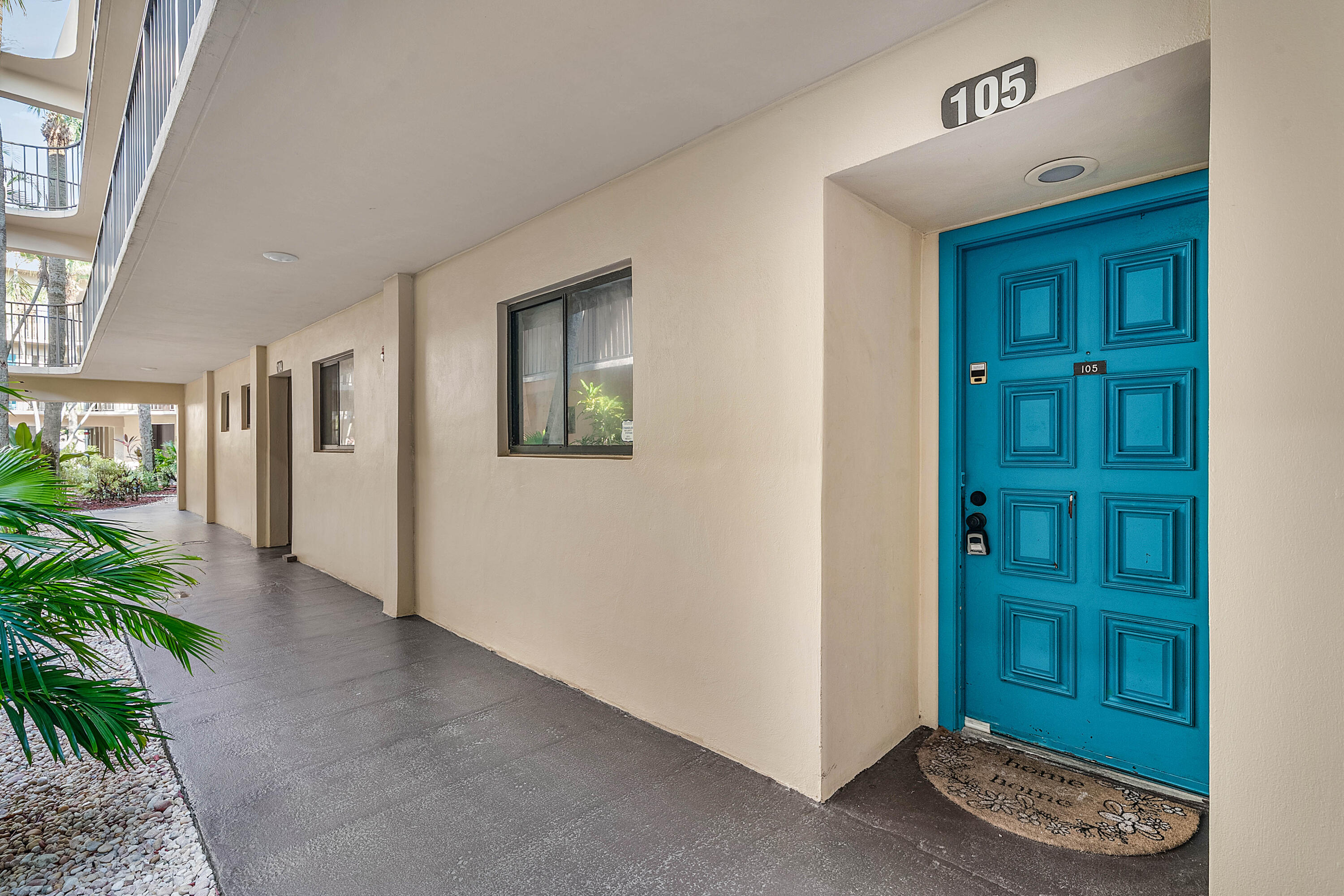 5190 LAS VERDES Circle # 105, Delray Beach FL 33484