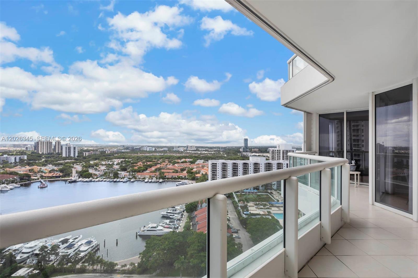 21205 Yacht Club Dr # 2403 — Photo 2