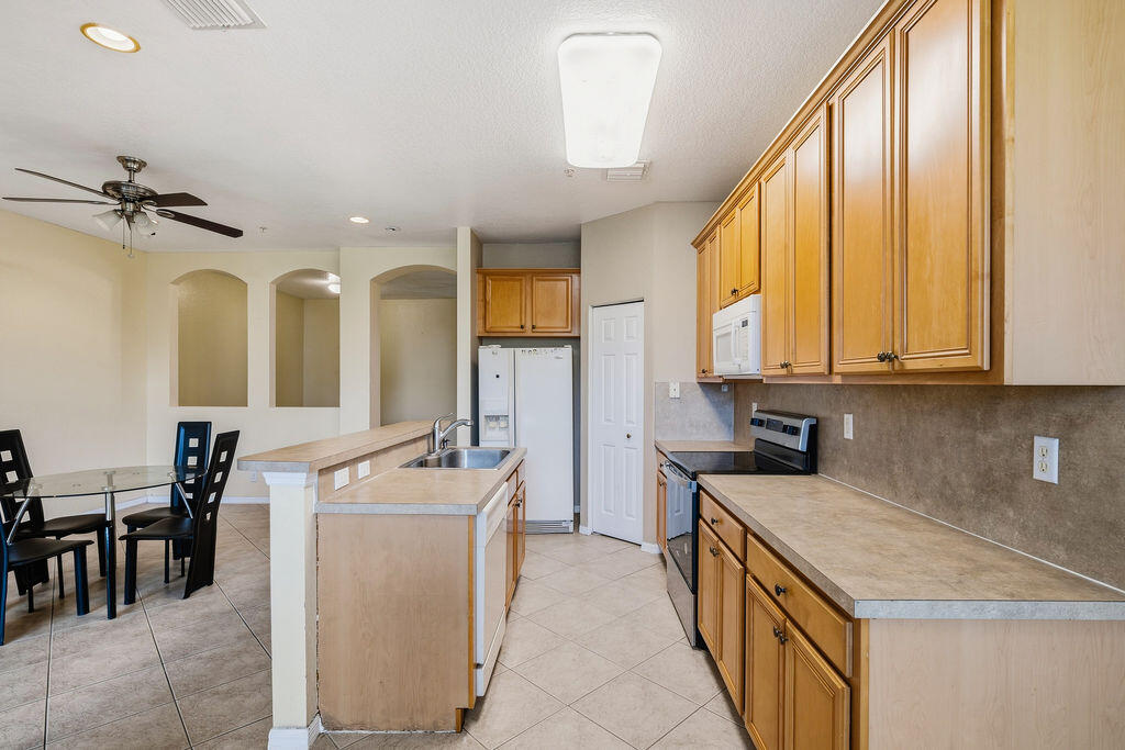 160 Village Boulevard # G — Photo 4