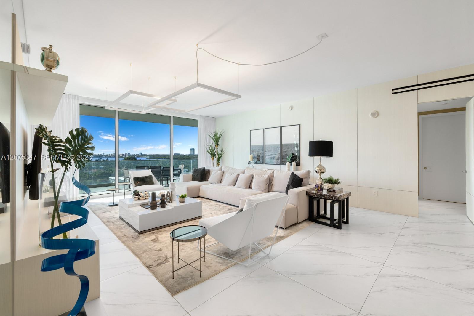 10201 Collins Ave # 907 — Photo 3