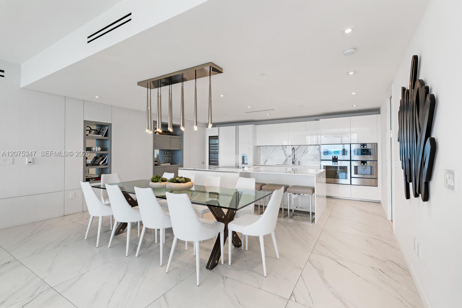 10201 Collins Ave # 907 — Photo 5