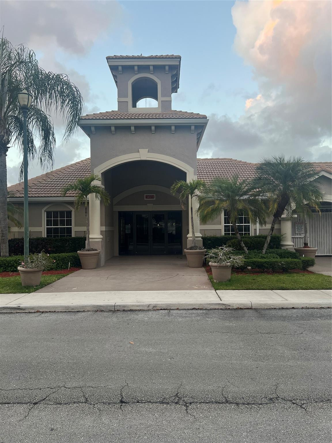 5031 Wiles Road # 202, Coconut Creek FL 33073