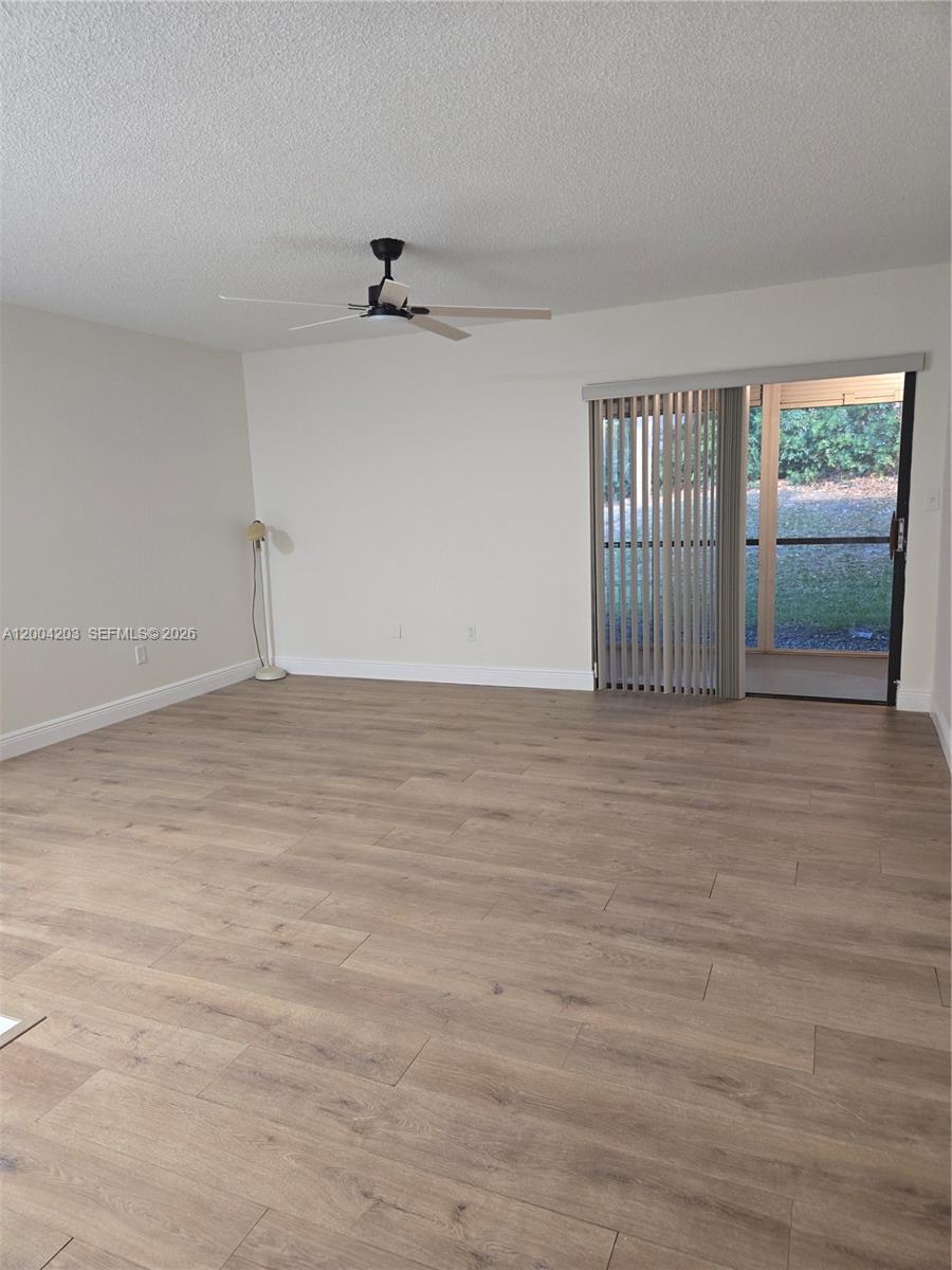 9610 S Belfort Cir # 107 — Photo 4
