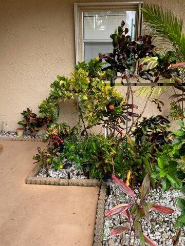 7531 NW 86th Terrace # 101 — Photo 3