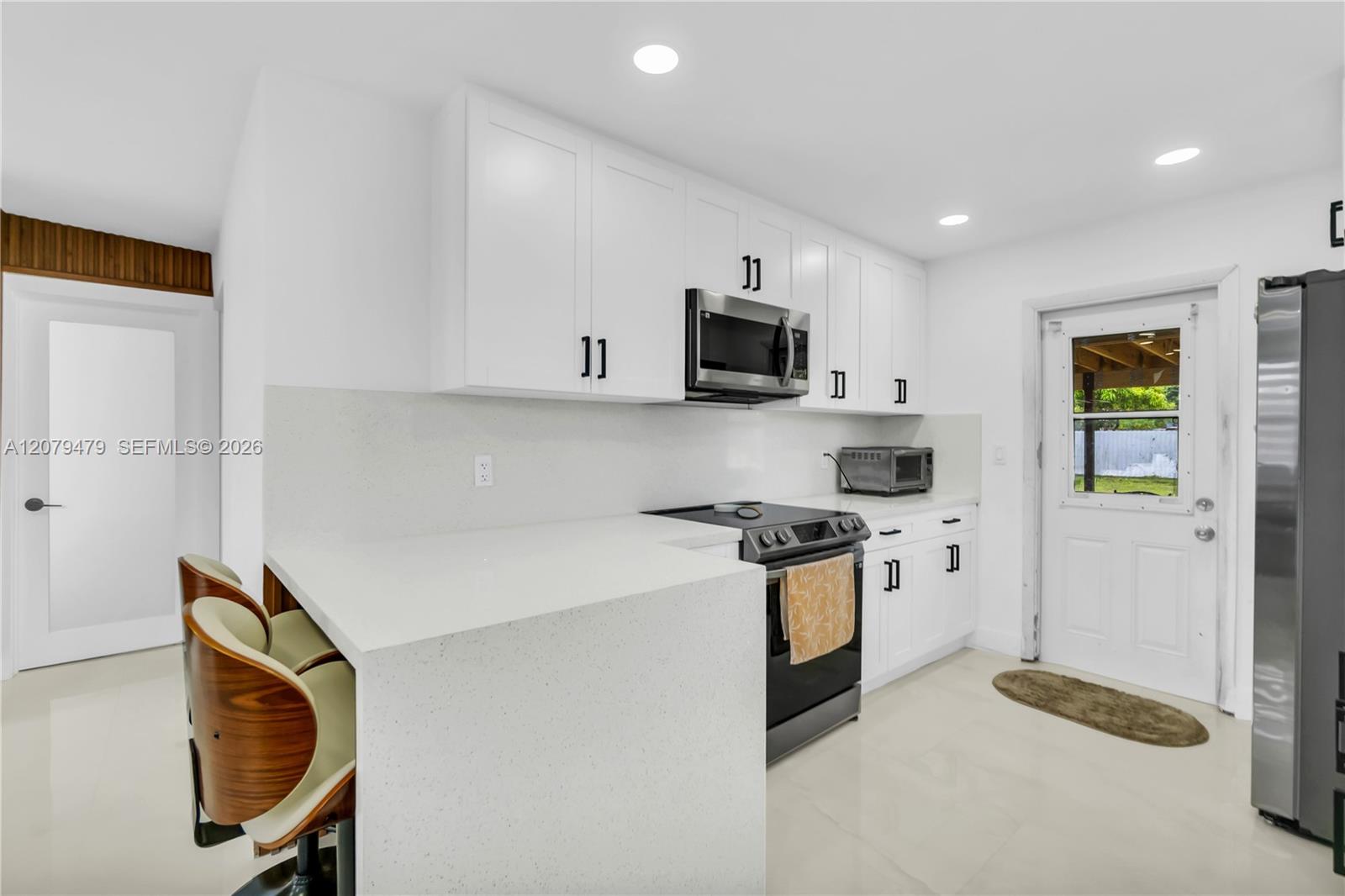 10420 SW 182nd St — Photo 5