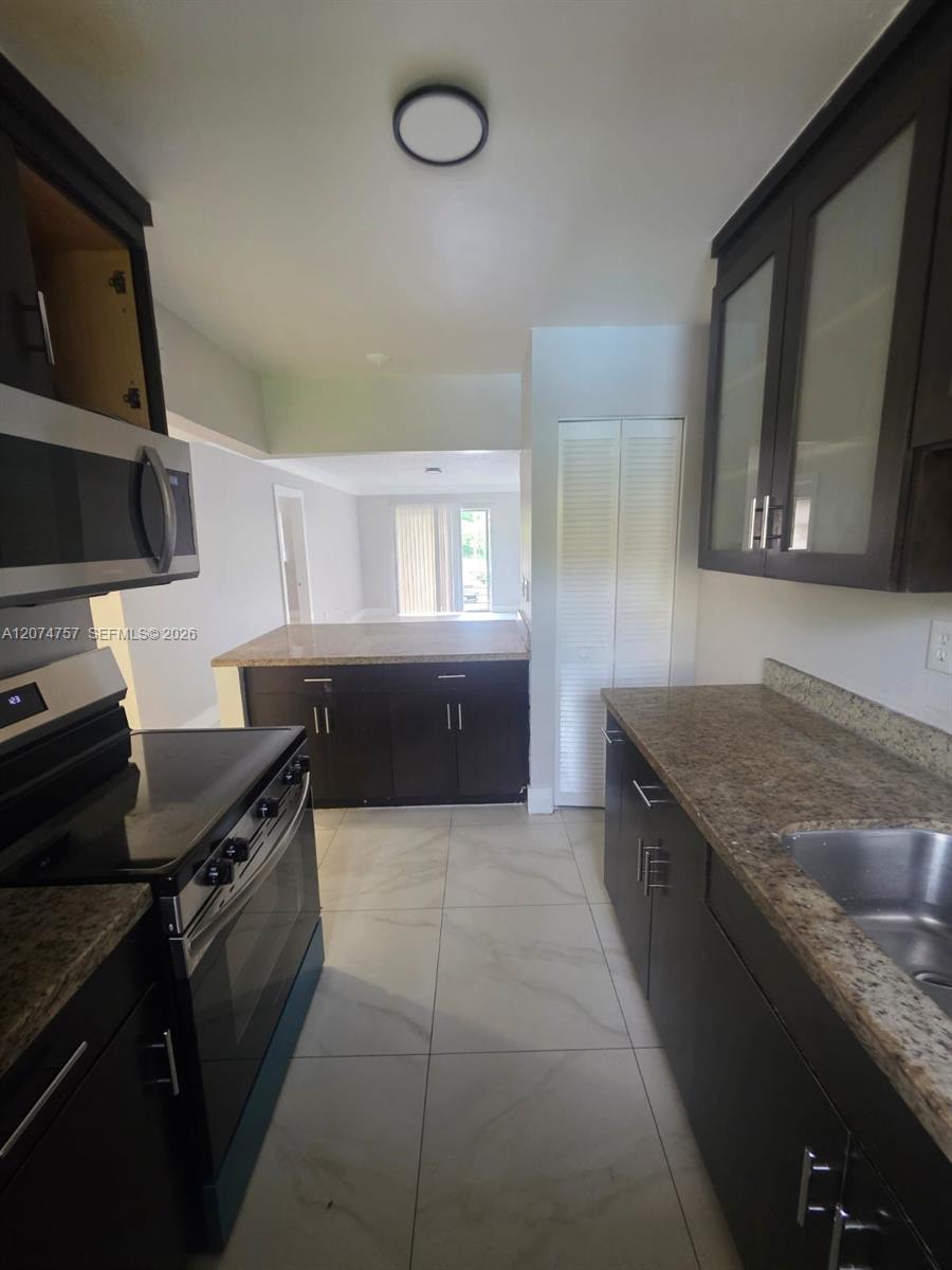 4121 Stirling Rd # 207, Dania Beach FL 33314