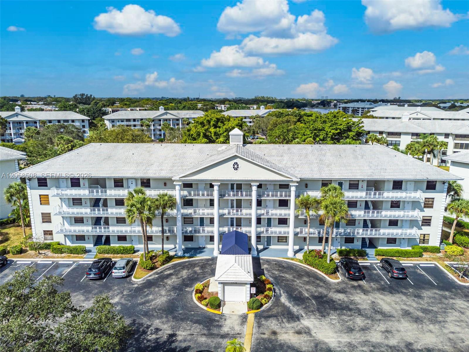 1719 Whitehall Dr # 304, Davie FL 33324