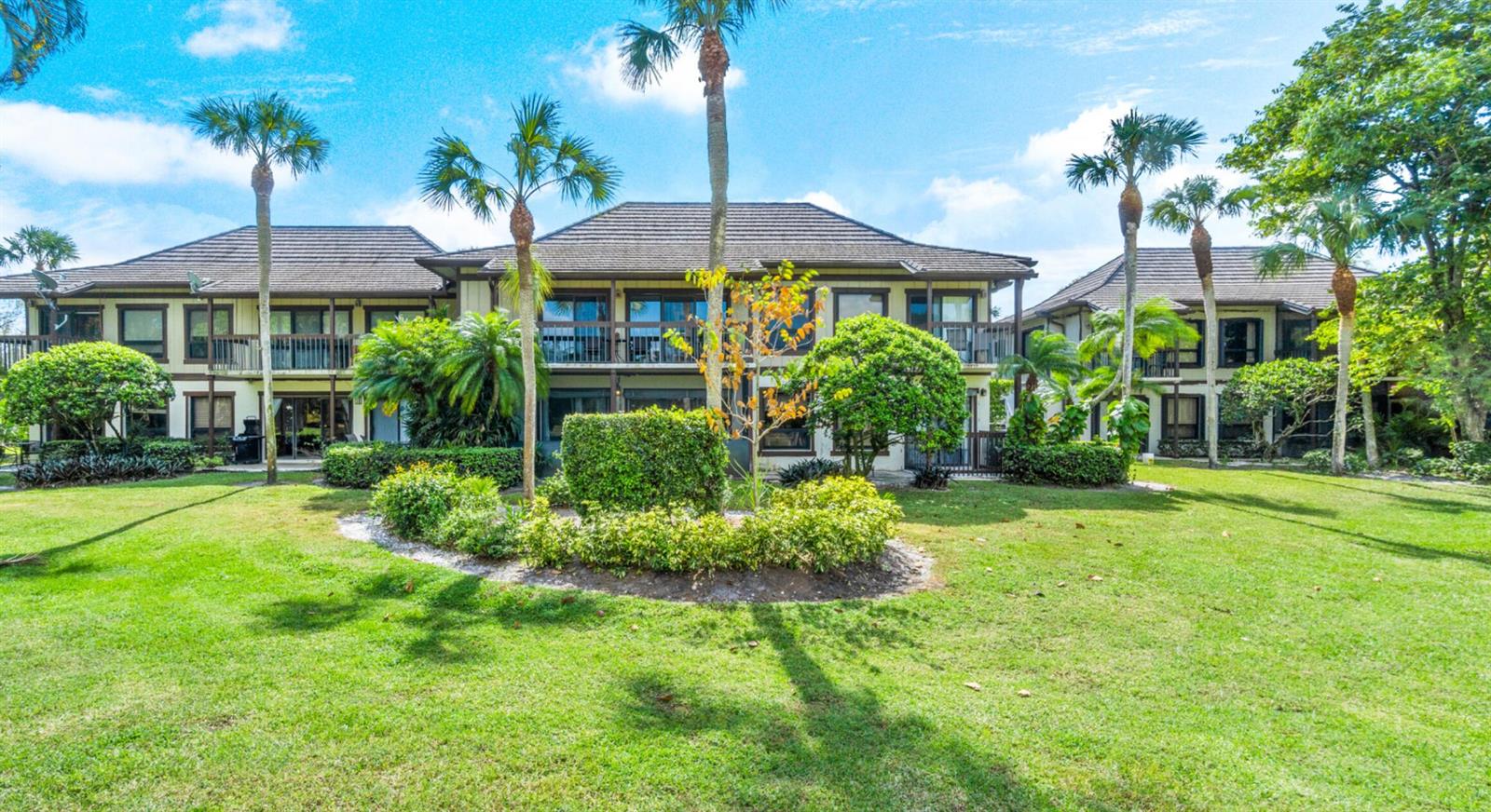 13334 Polo Club Road # 216, Wellington FL 33414