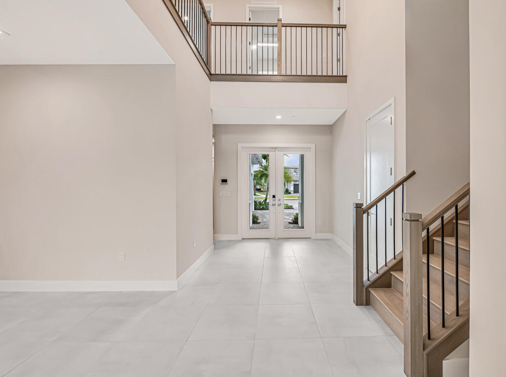 10018 SKYLOFT Street — Photo 5