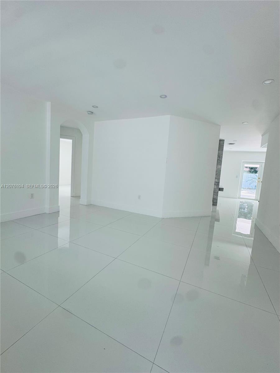 13362 SW 282nd St — Photo 5