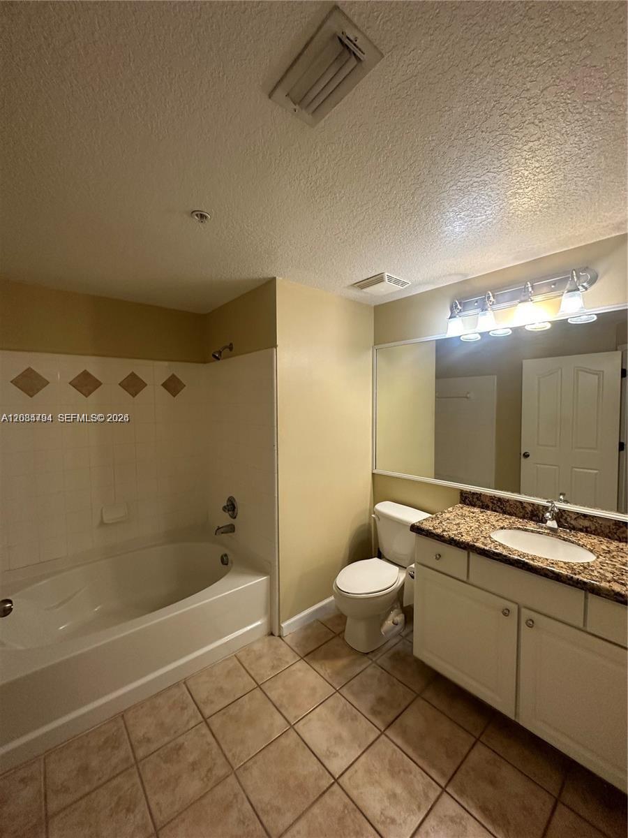2212 E Myrtlewood Cir E # 2212 — Photo 5