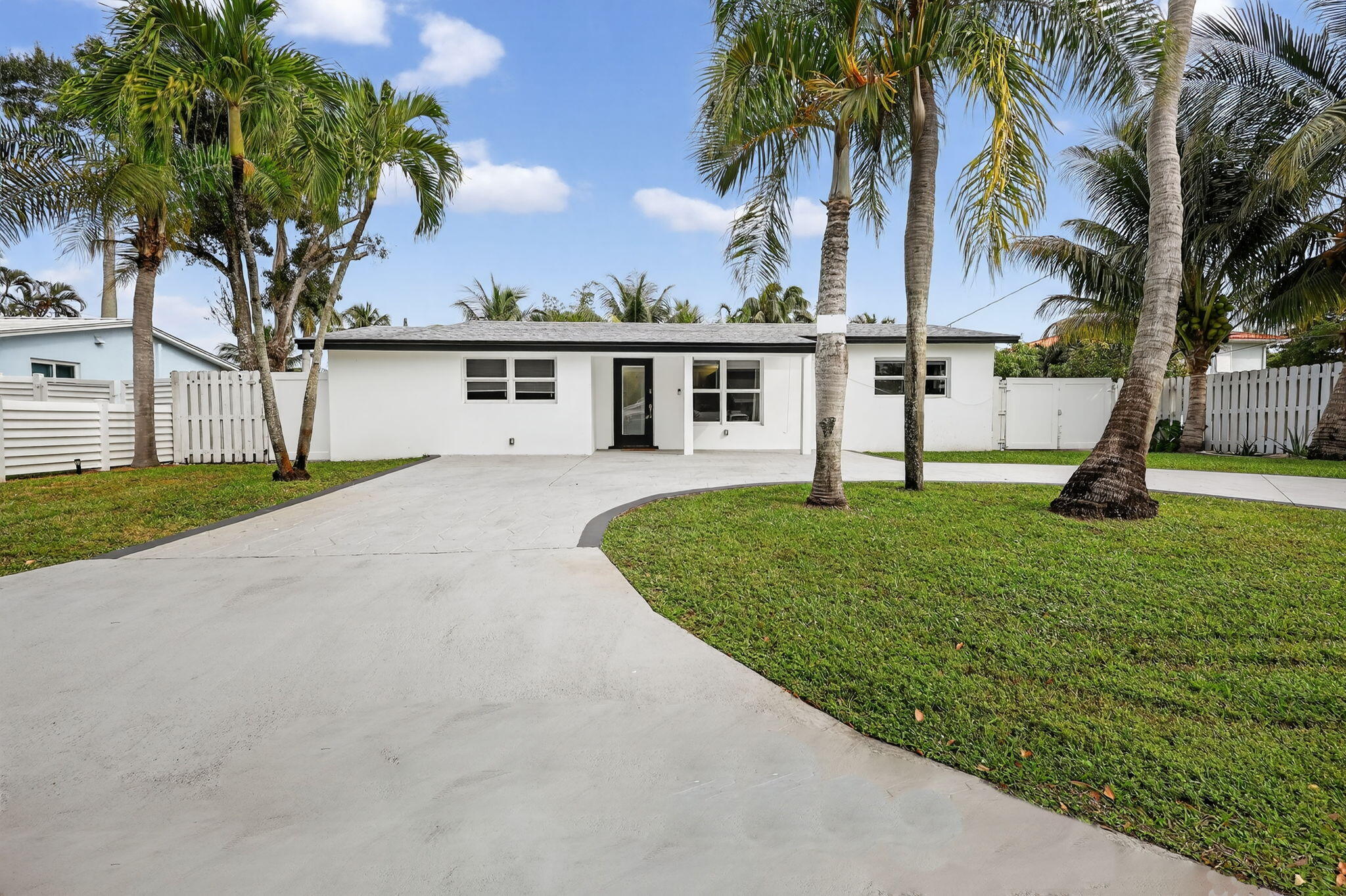 4540 SW 28th Terrace — Photo 4