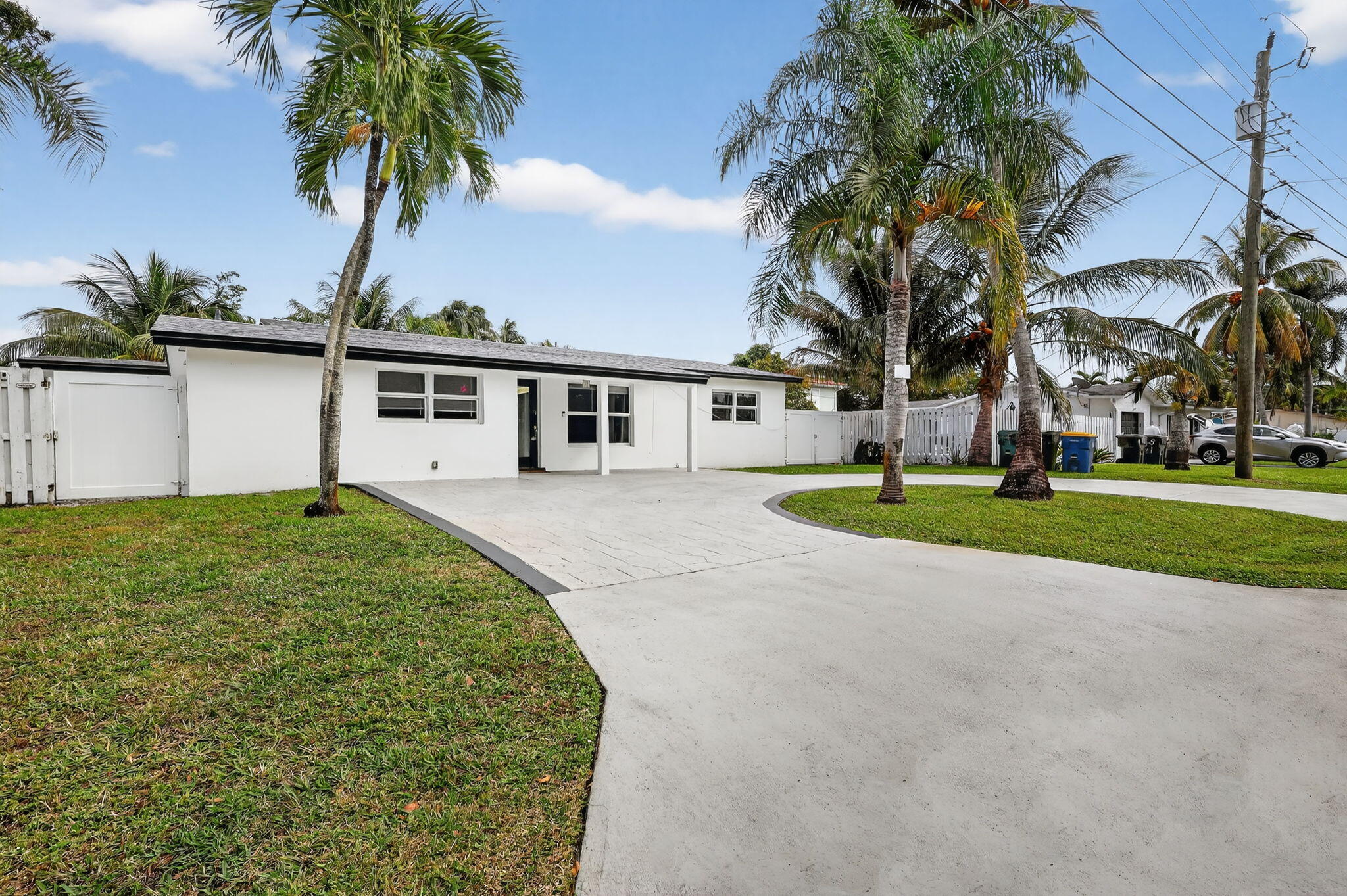 4540 SW 28th Terrace — Photo 5
