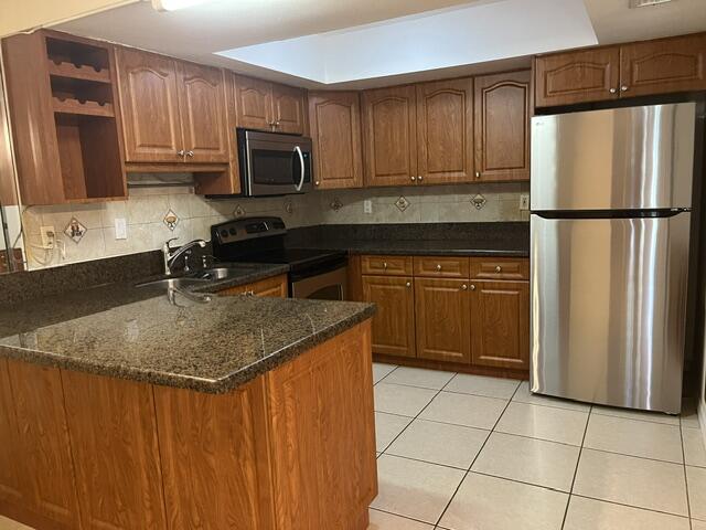 54 Matador Lane, Davie FL 33324