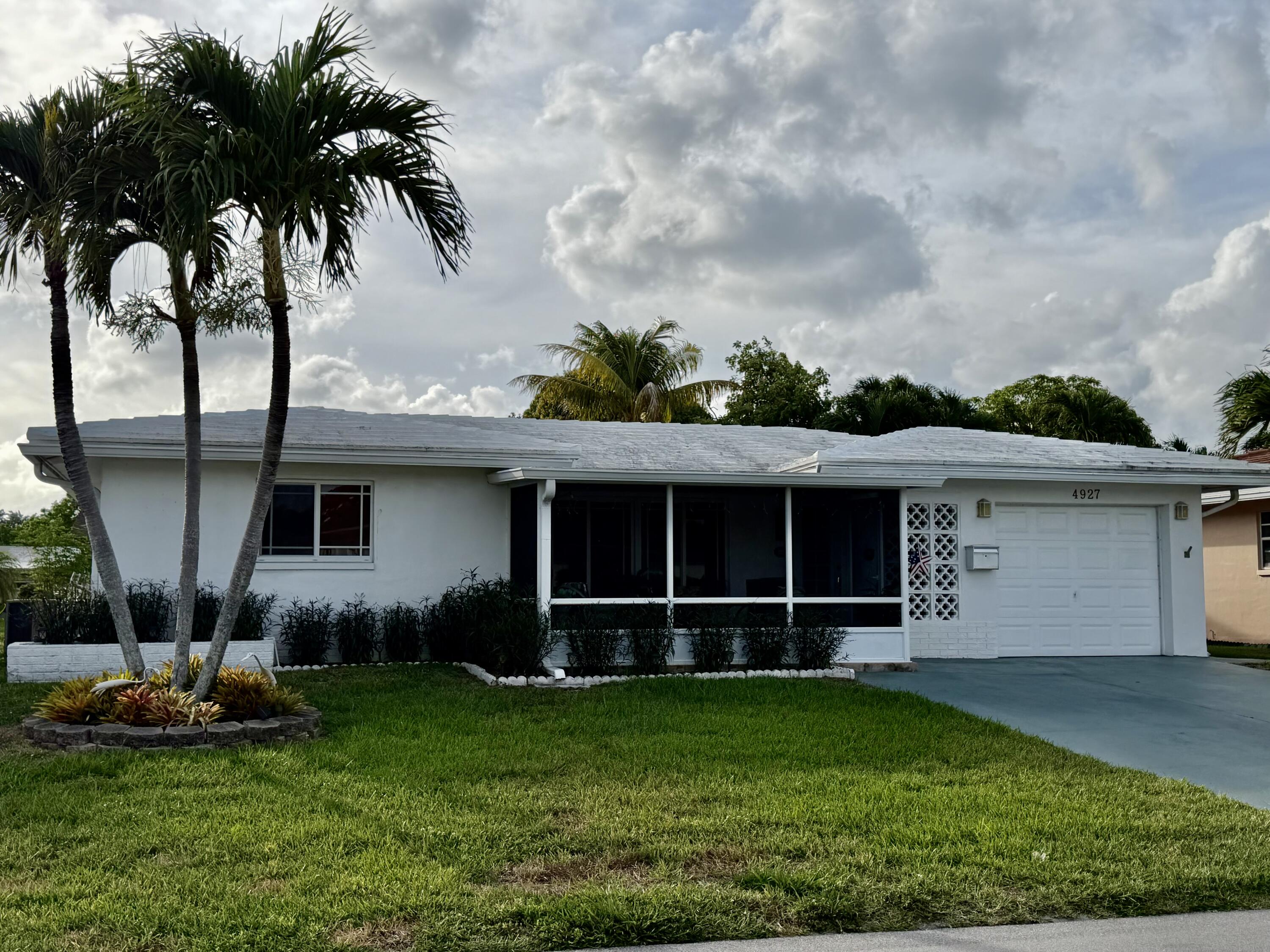 4927 NW 47th Terrace, Tamarac FL 33319