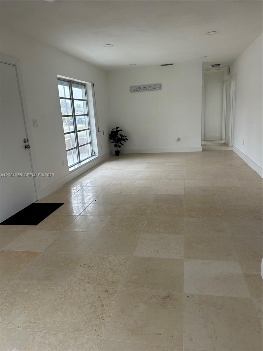 3270 NW 196th Ln — Photo 3