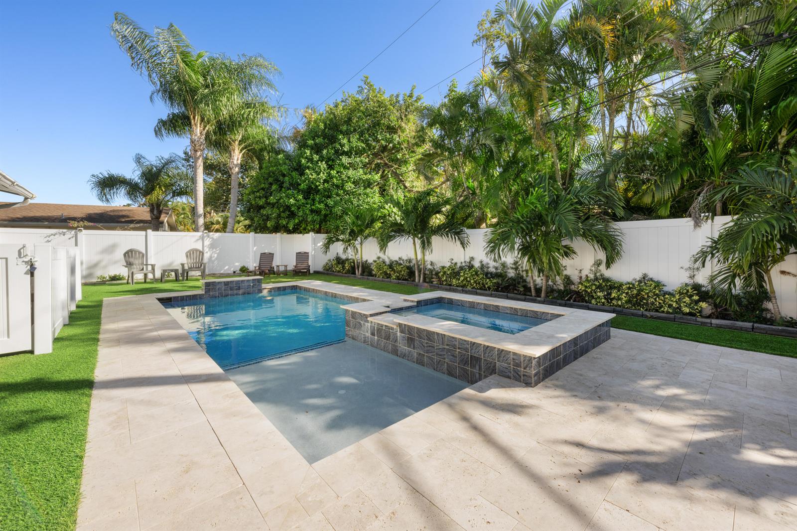 1970 NE 35TH Street, Lighthouse Point FL 33064