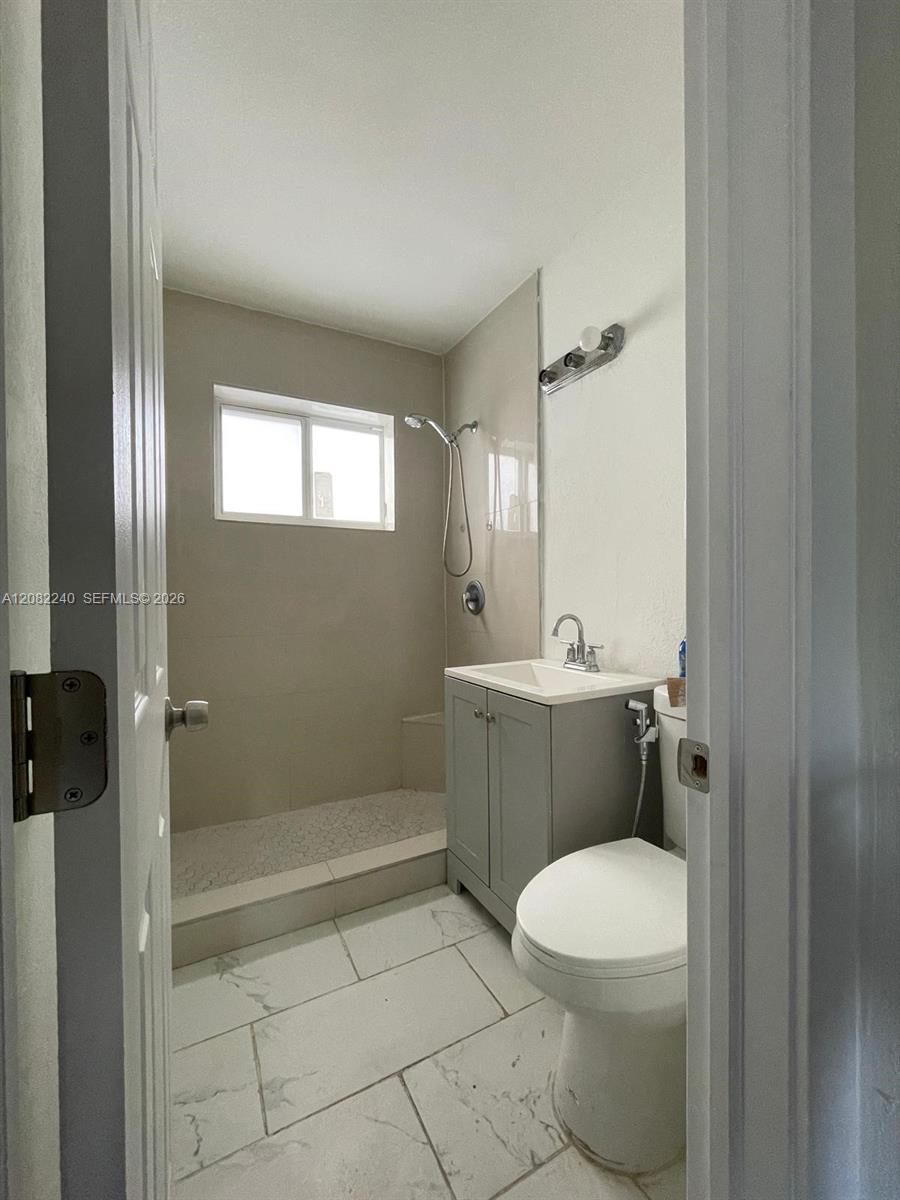 2142 NW 27th St # 2142 — Photo 3